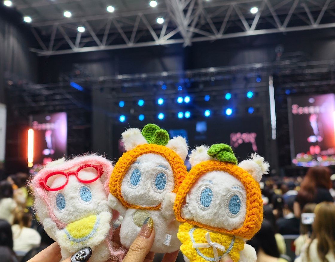 最开心的事儿是来见你的时候见到了好久不见的朋友🙌 