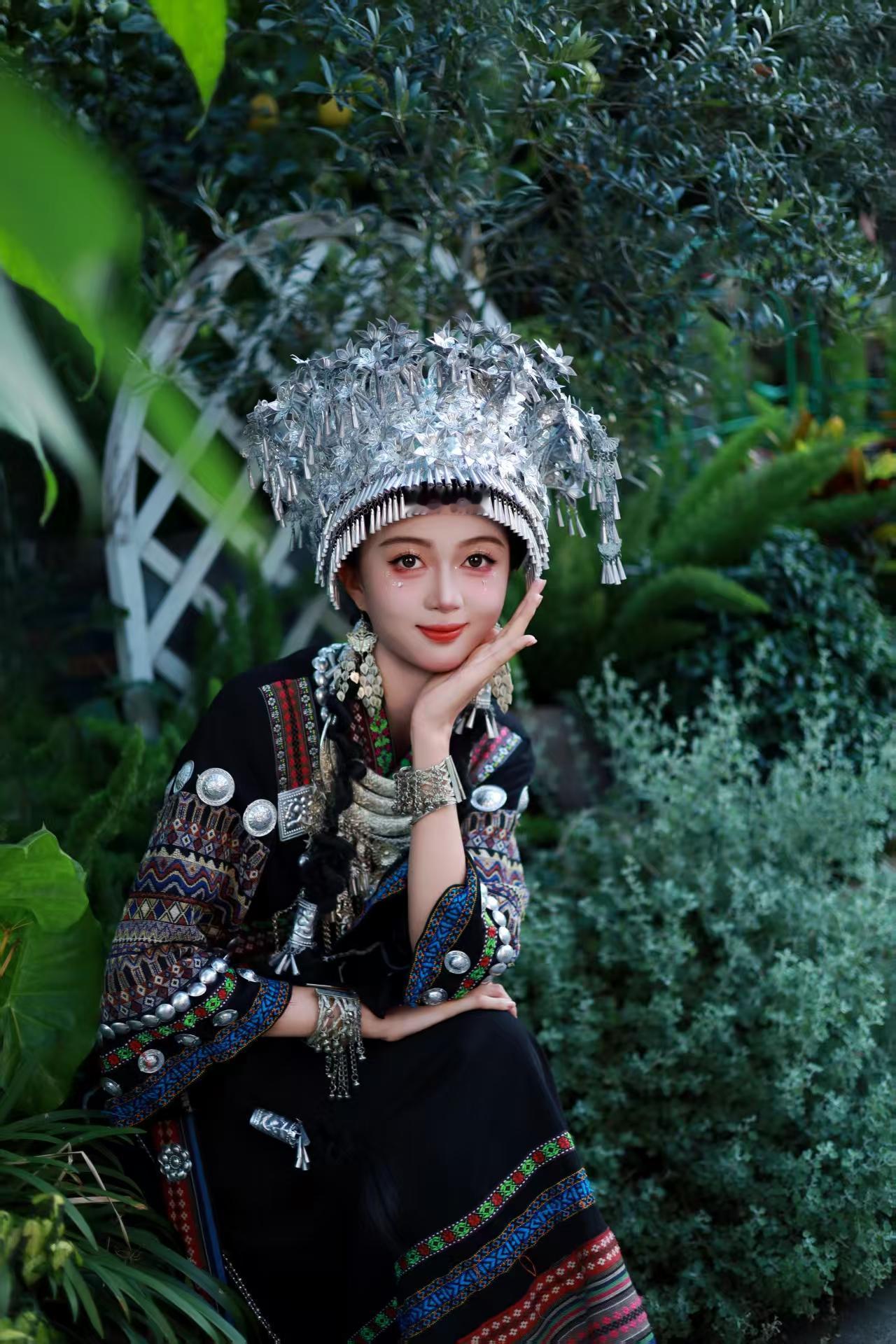 古镇随拍苗族 苗家姑娘 苗族少女 民族特色民族文化 少数民族 族