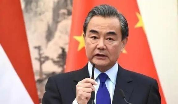 美国专家说：如果中国决定统一台湾，美国将只剩下一条路能选！中国这次准确命名“中国