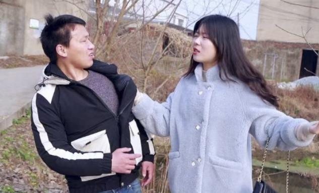 妻子拒绝给小叔子买房，丈夫就离婚搬走，五个月后他的报应来了，张亚丽怎么也没想到，