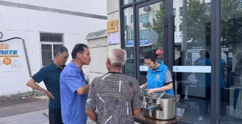 工会驿站为台州户外劳动者撑起夏日港湾仙居总工会致敬高温下的坚守清凉一夏酷暑盛夏，
