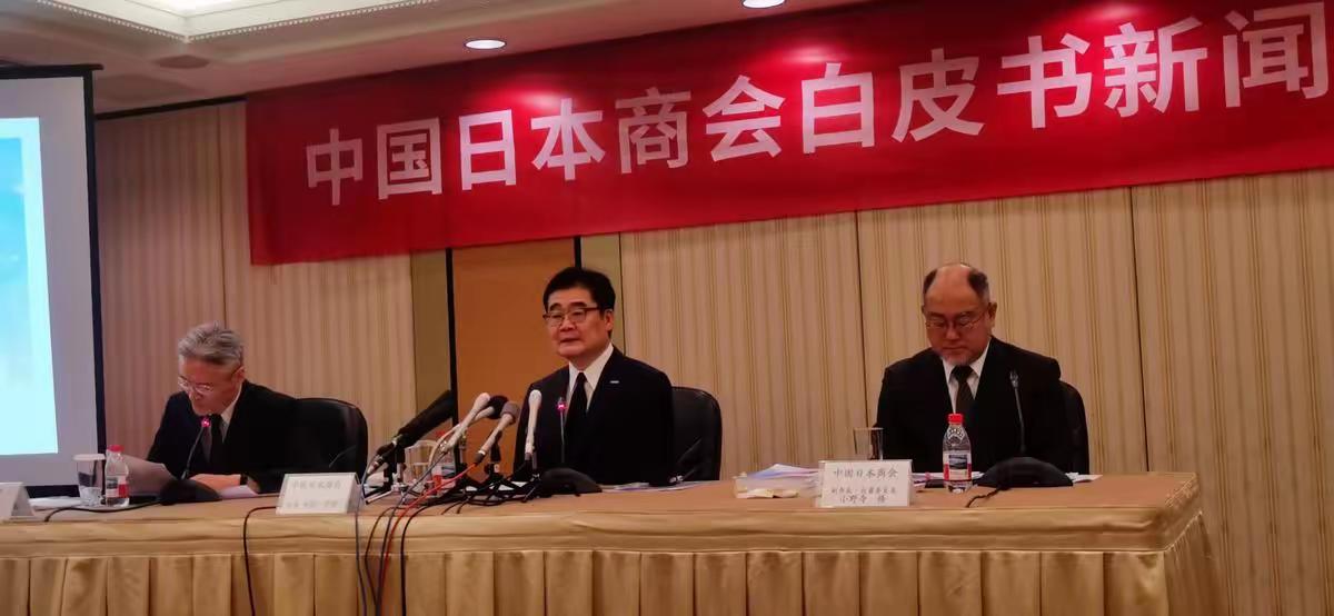 不是说民用稀土不受影响吗？申请书盖好章递交回去等通知，结果等了好久都没等来稀土！