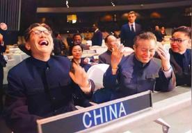 他常年深耕国际问题，对全球格局、霸权本质、中国外交立场烂熟于心，毛主席的战略思想