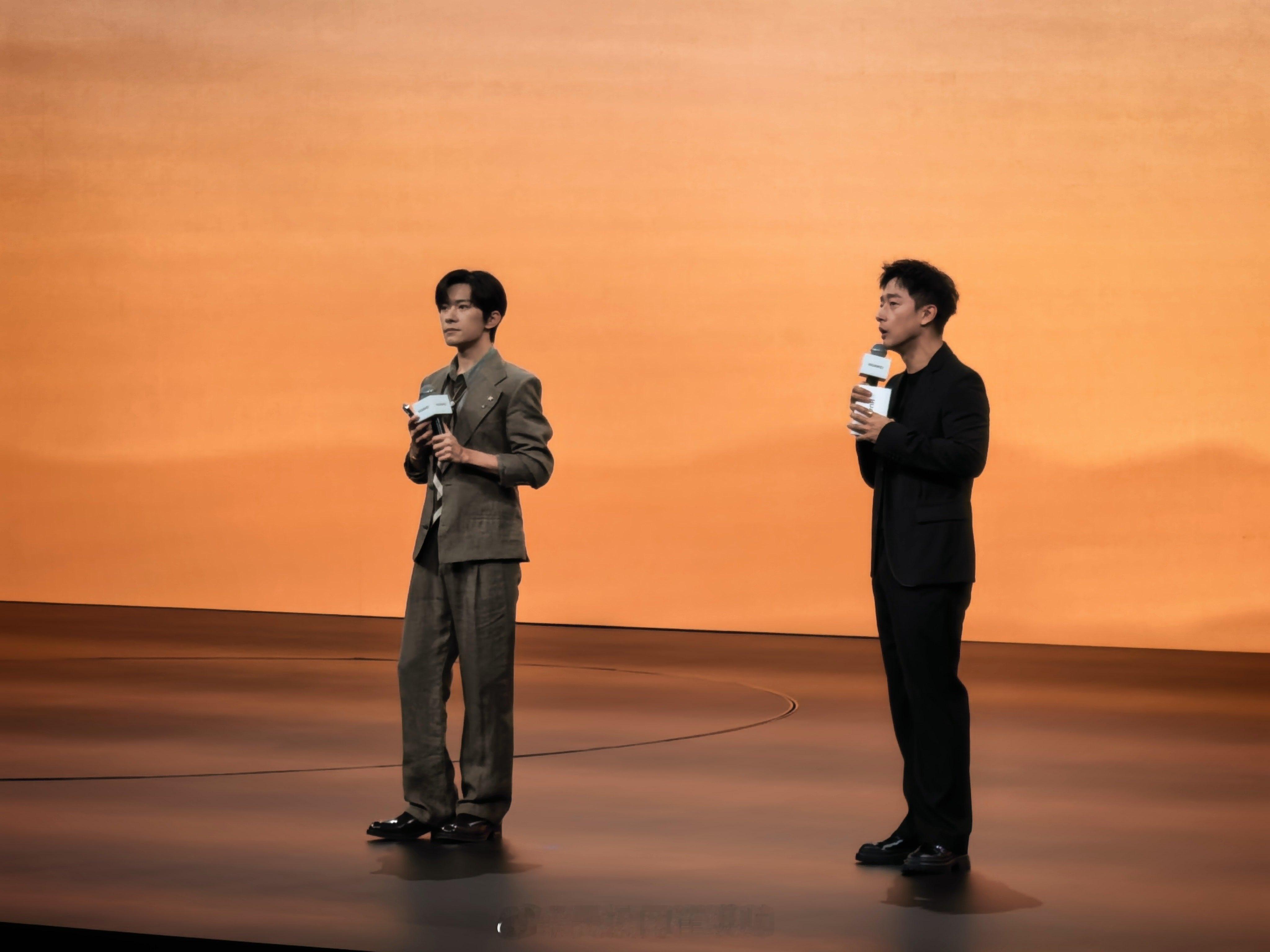 华为春季新品发布会，易烊千玺也来了，这次有了新身份：华为Pura90系列全球代言