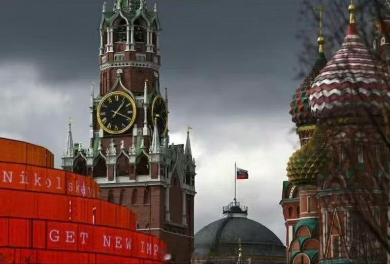 🇺🇸🔥🇷🇺⛔️白宫官员周一对CNN表示，唐纳德·特朗普总统将支持通过一