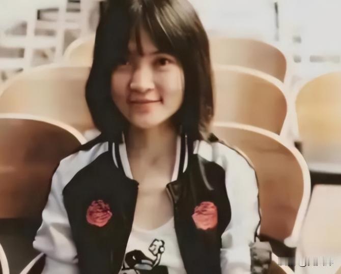 2023年，那个曾公开威胁“要用核武打中国”的武汉大学985女硕士王懿，最终死于