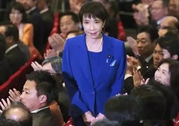 高市早苗牛马工作惹众怒！日本社会撕裂，背后藏着什么秘密？
 
各位朋友，最近日本