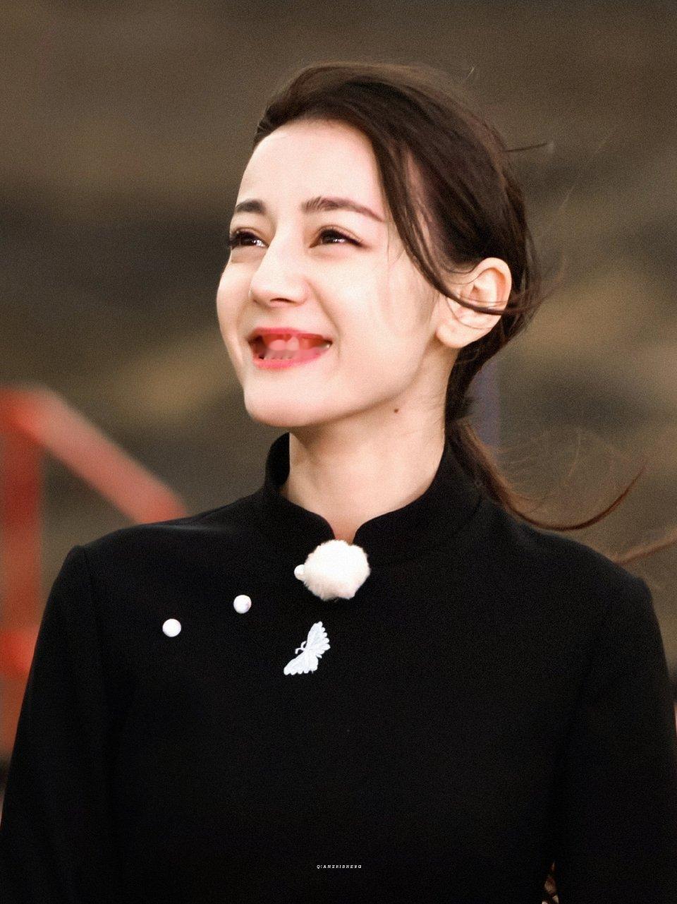 为迪丽热巴守护星愿 dlrb 迪丽热巴白日提灯 dlrb 迪丽热巴贺思慕 “每个