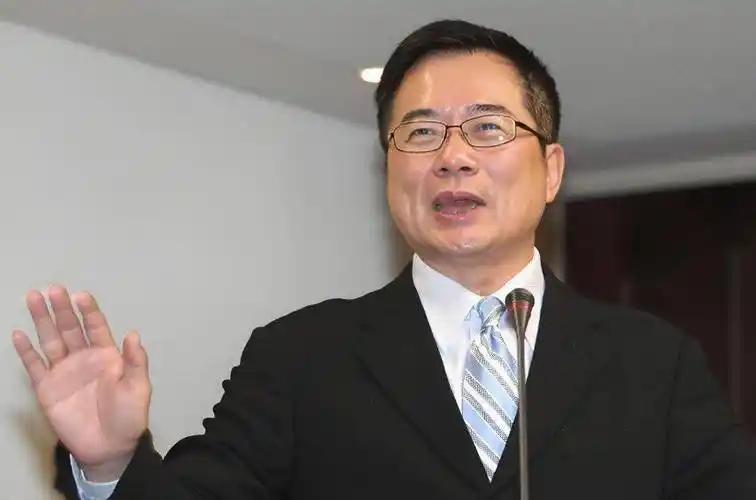 如果真的有九成台湾人不支持统一，大陆该怎么办？台湾名嘴蔡正元早就给出了答案，他说