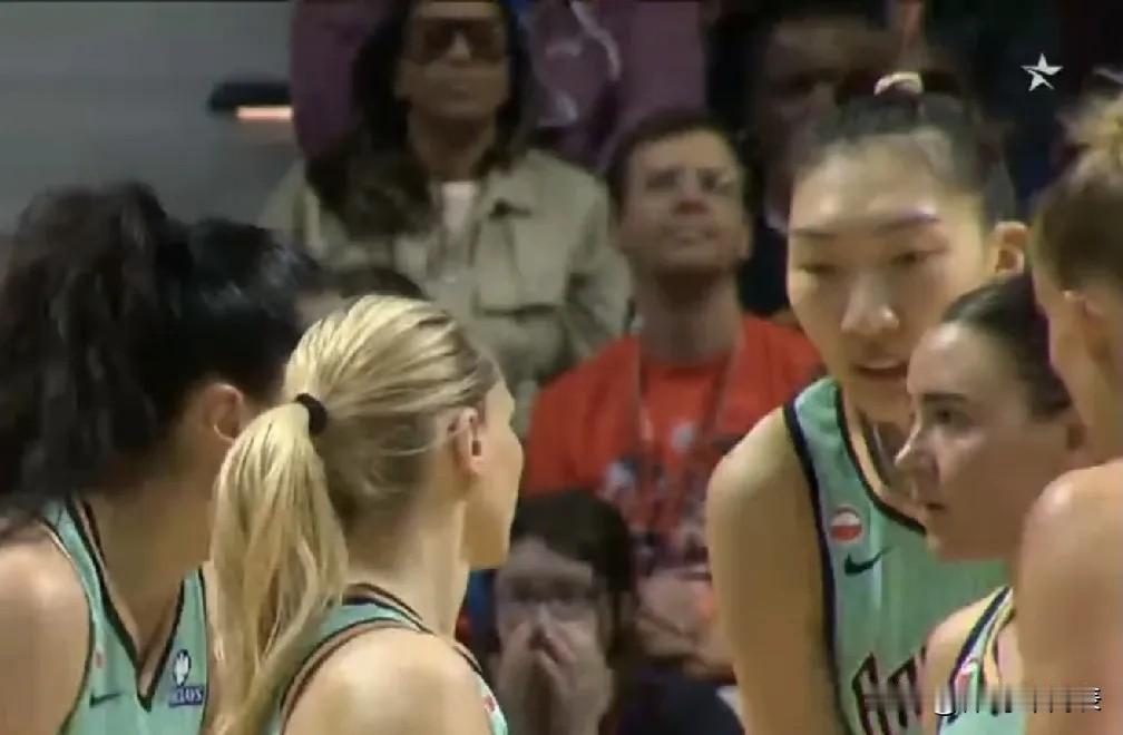WNBA常规赛战报，韩旭替补13分钟贡献6分1抢断，斯图尔特7次封盖，自由人主场