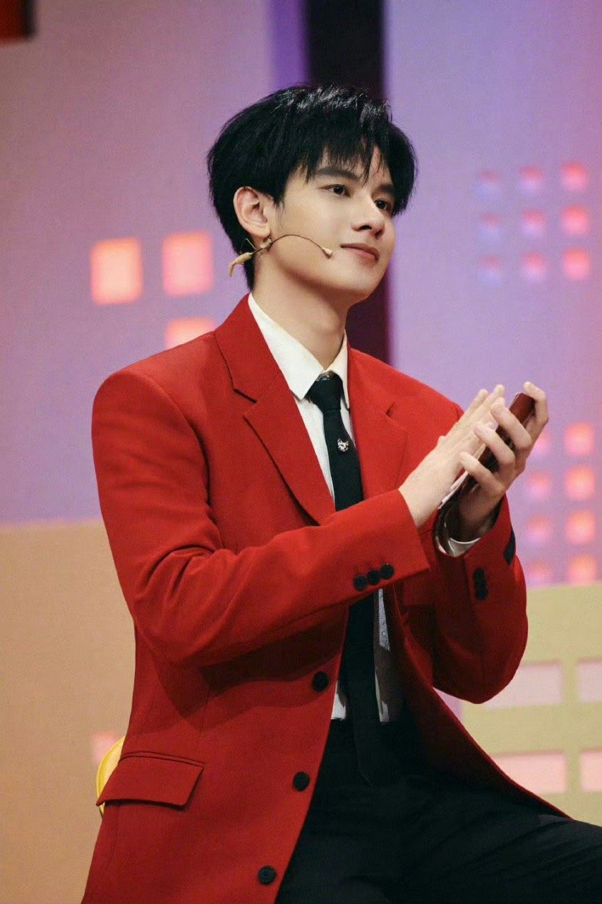 马年春晚北斗七行凑齐四个了 花少5后遗症发作了！看到北斗七行里的四位在春晚联排同