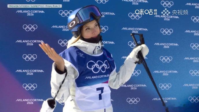 谷爱凌拼到了最后谷爱凌很棒了 虽然与金牌擦肩而过，但谷爱凌在决赛中敢于拼搏、挑战