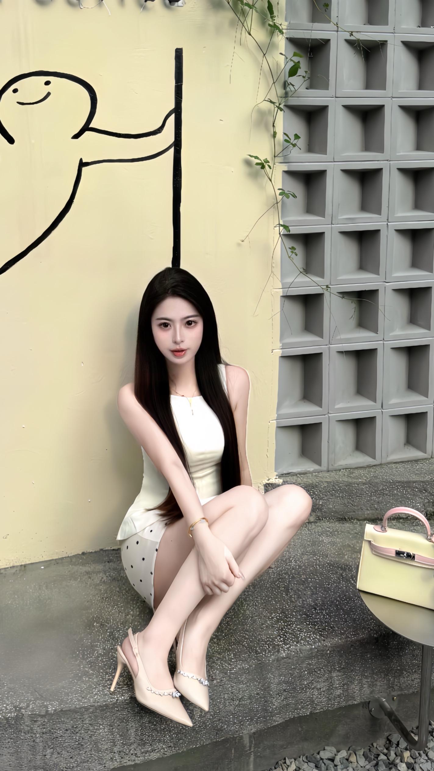如果全世界都指责你 那姐姐就蹲下来抱抱你
