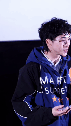 甜茶恩利同框 被恩利狠狠圈粉！双语切换丝滑自然，和甜茶同框气场在线，性格亲和又有