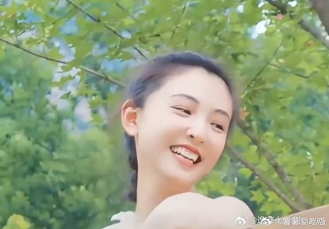 吴倩高考621分这可是武大校花呀 互联网换了一波人嘛 