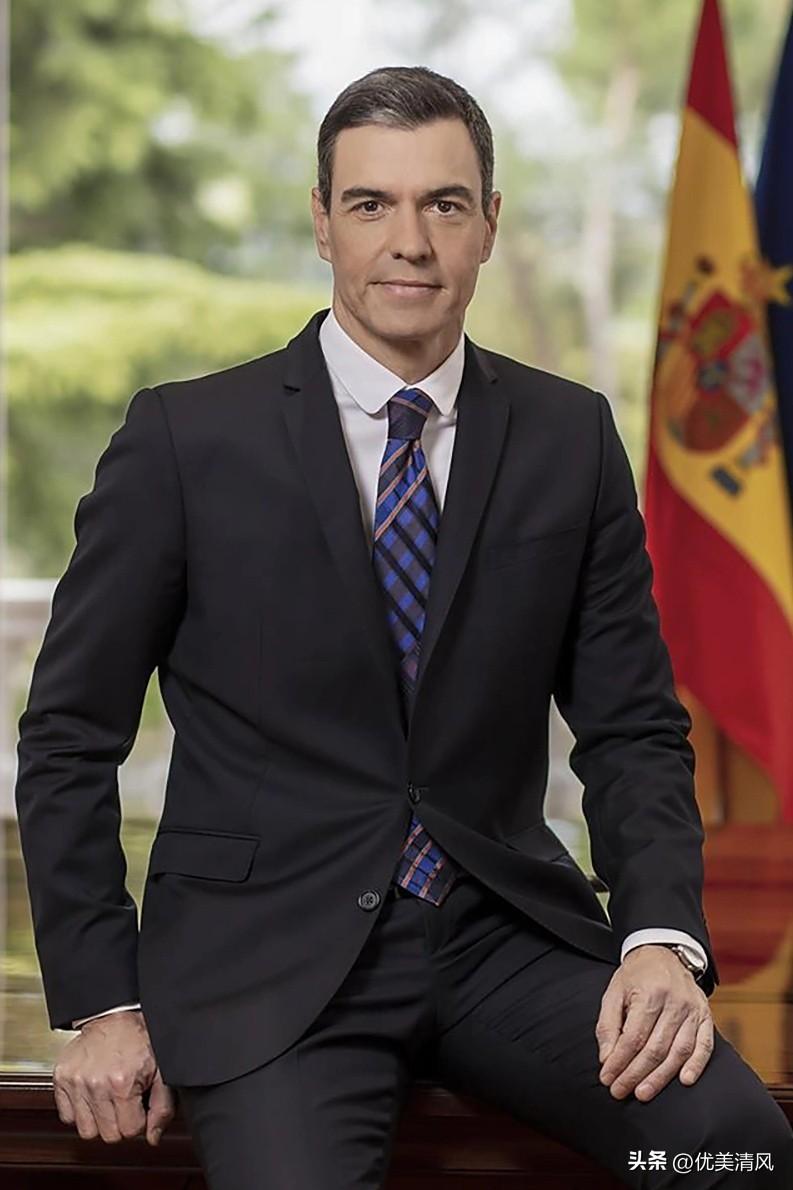 🇺🇸🇪🇸🇮🇷突发新闻
特朗普宣布：由于西班牙拒绝允许美国利用其军事基