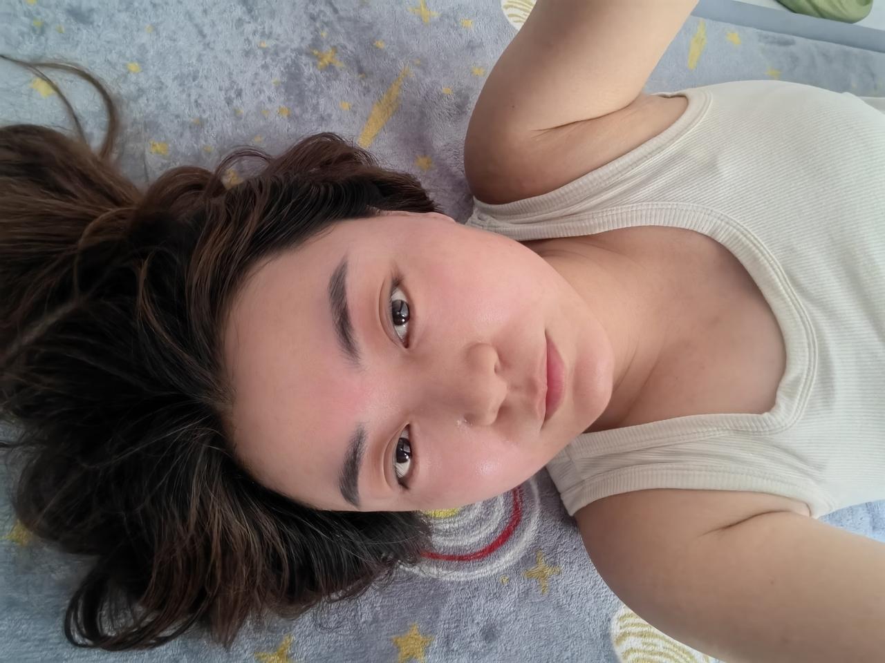 我已经两天没有写微头条，因为这个收益有点惨不忍睹，有点坚持不下去了。而且播放量也