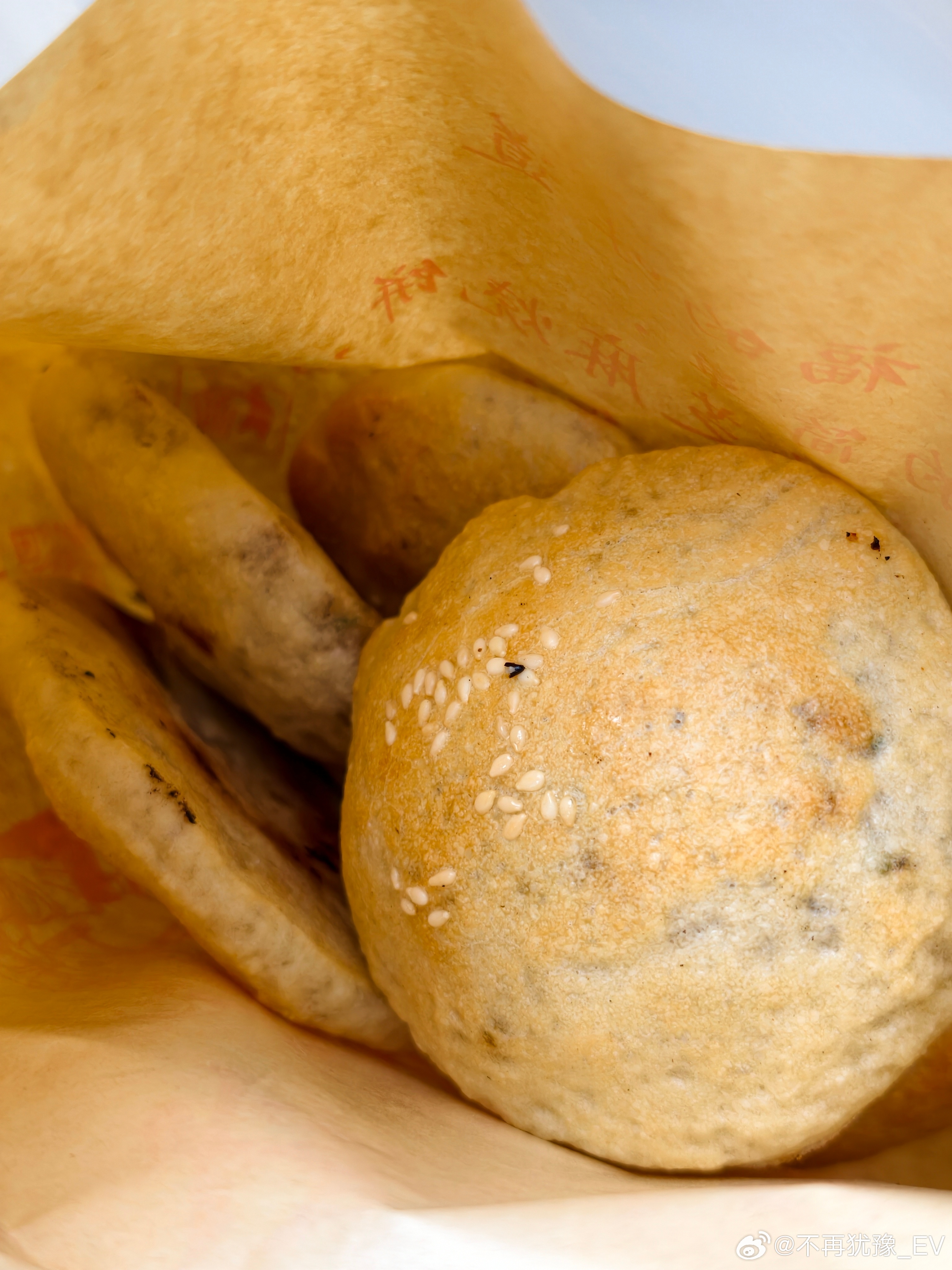 挖掘到了宝藏烧饼好吃不说还很便宜，9.9五个