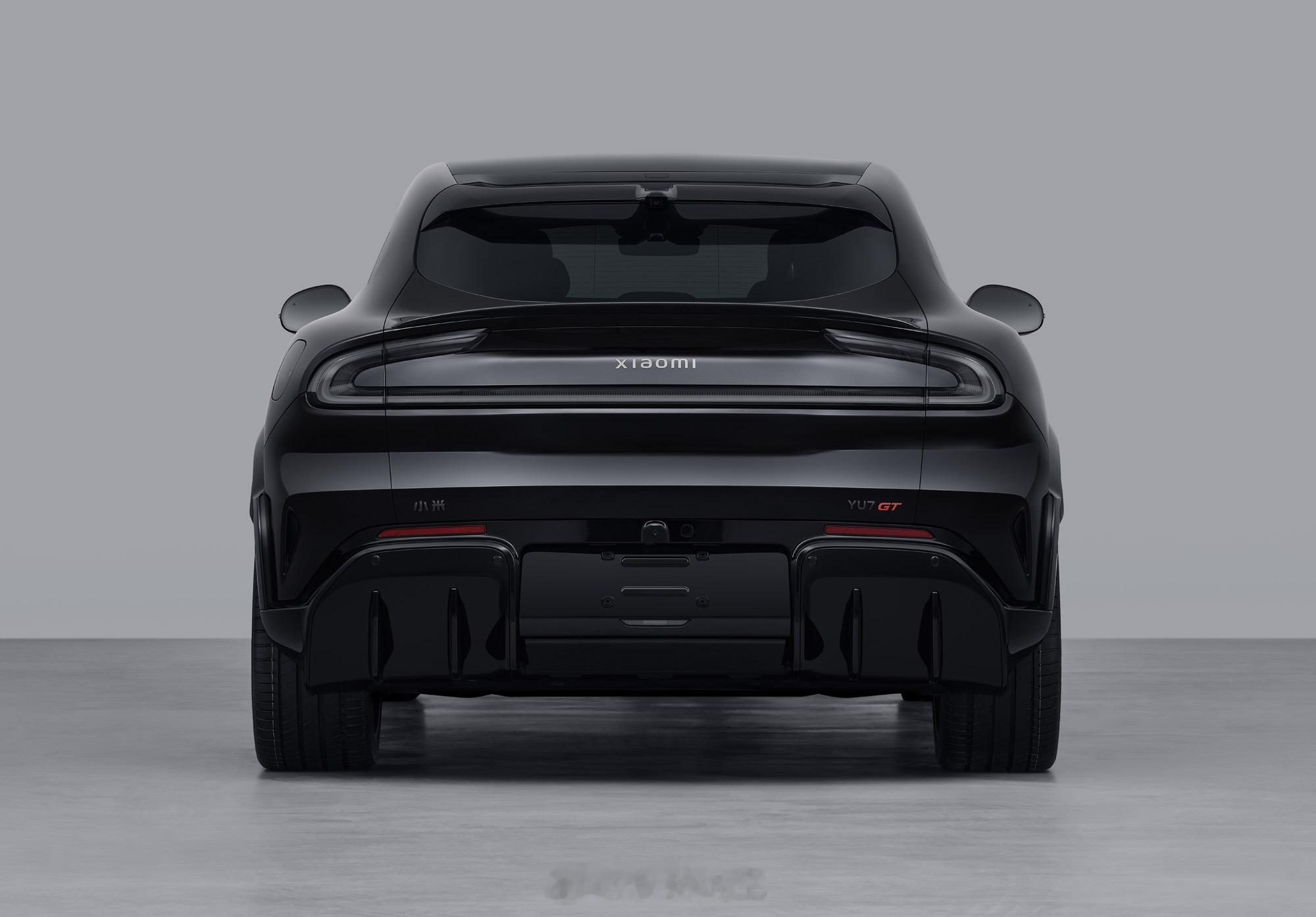 小米YU7 GT也上工信部了，果然黑化更有味道