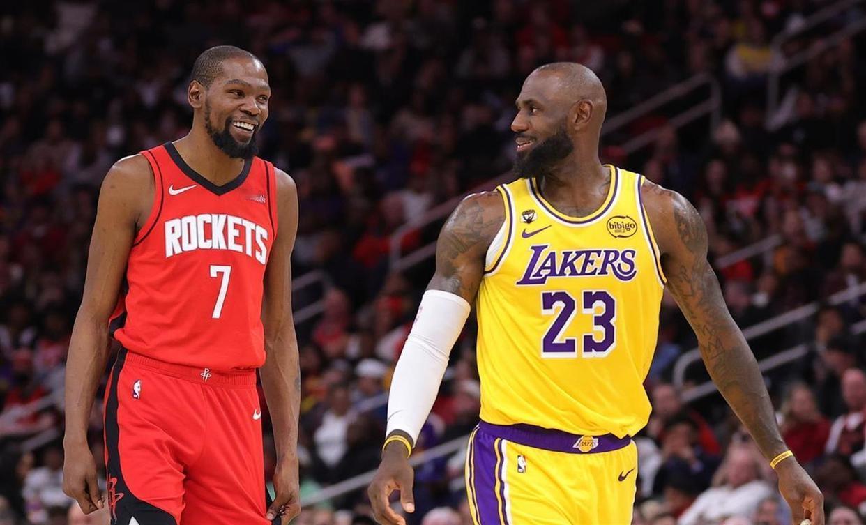 谁能想到，NBA这么多年了，流量保障依旧是詹姆斯VS杜兰特！
NBA本赛季的附加