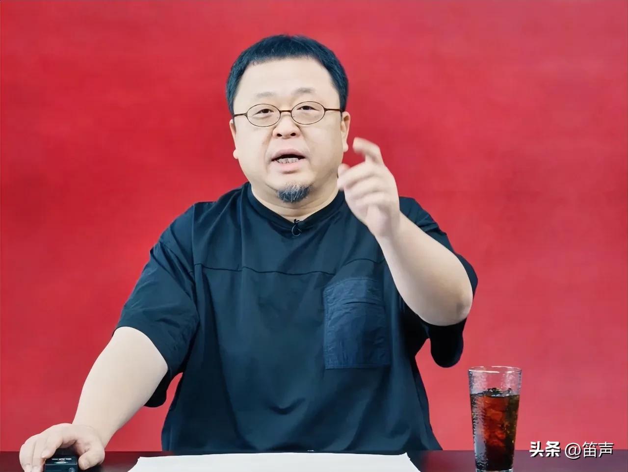 我有一种强烈的预感
西贝的公关团队要被解雇了
不是因为保质期两年的西兰花，而是从