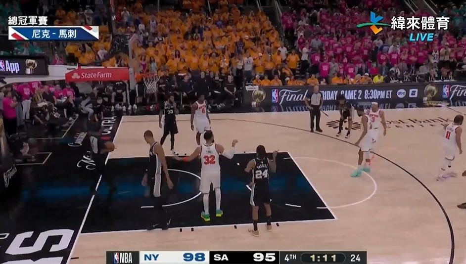 决赛是真好看啊，太羡慕了这两队的阵容~NBA总决赛球迷冲场布伦森是大头还是铁头波