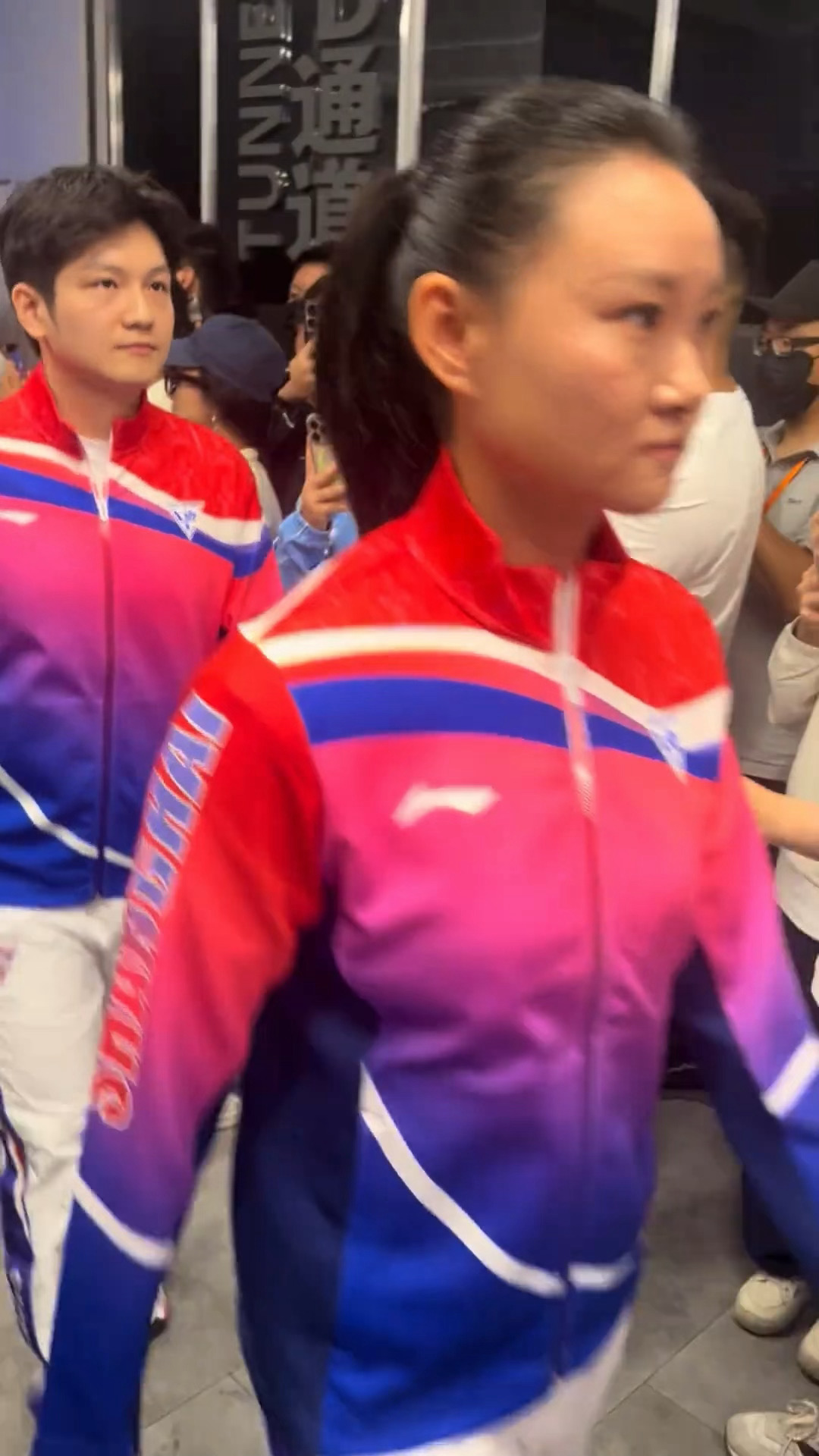 短短一段路的视角我已经刷到了无数个🙂↔️©️邓、叶湘伦樊振东樊振东突然出现樊振