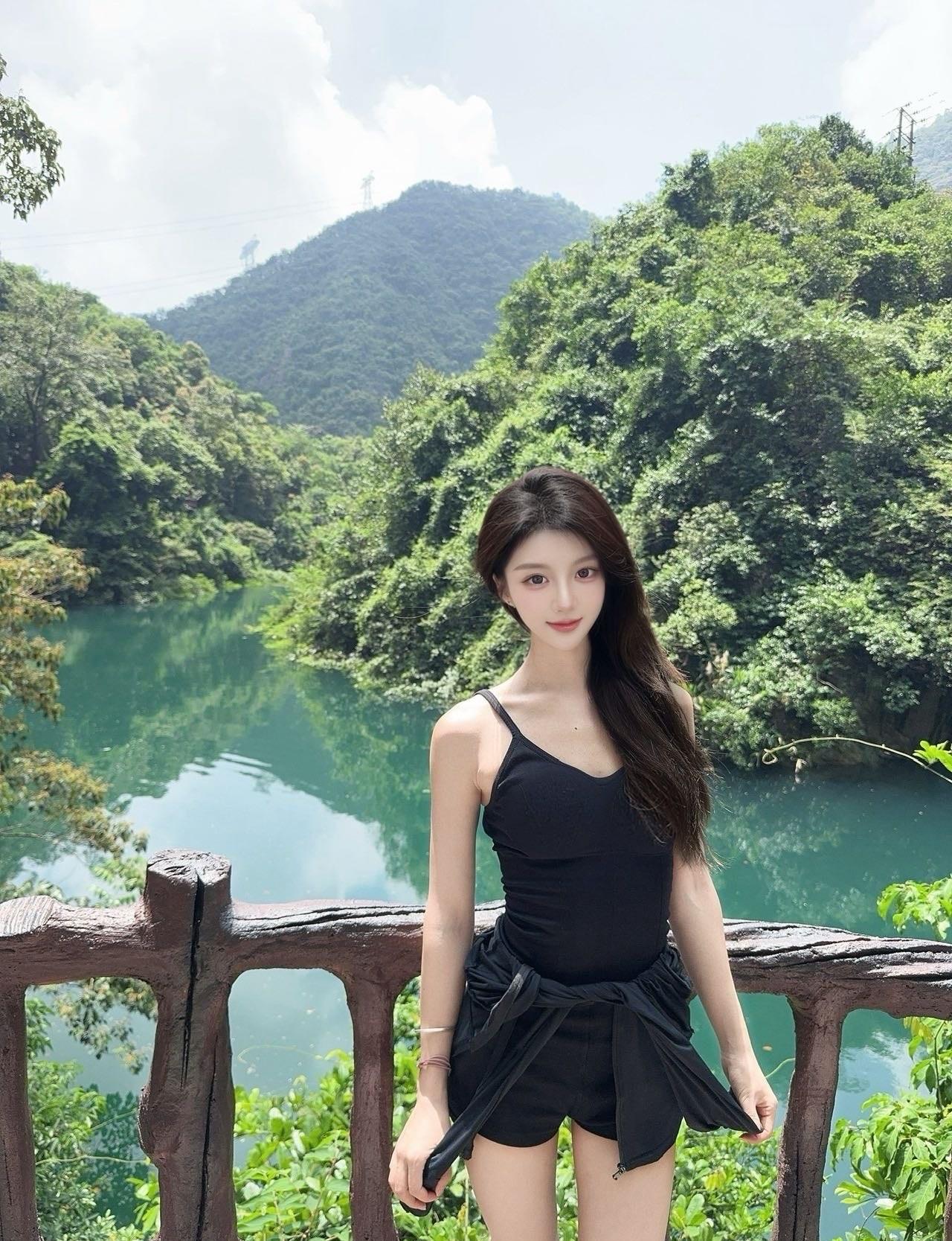 家人们，夏天不玩水真的会亏！最近我发现了一个玩水宝藏地——清远玄真峡谷，简直就是