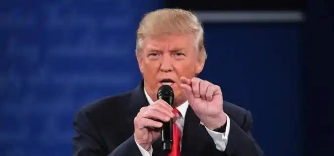 特朗普在APEC峰会上主动挑战中国底线，台岛问题成博弈焦点，未来会谈能否达成突破