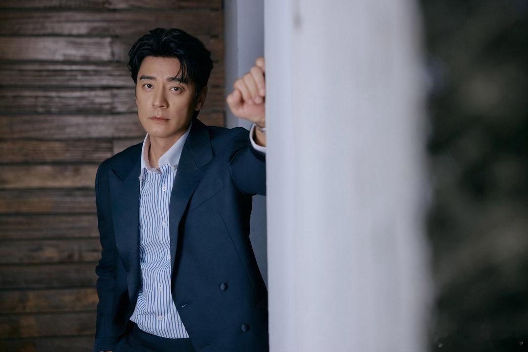 李光洁音色 李光洁磁性低音炮李光洁用歌声证明实力，优越音色搭配迷人低音炮。演绎《