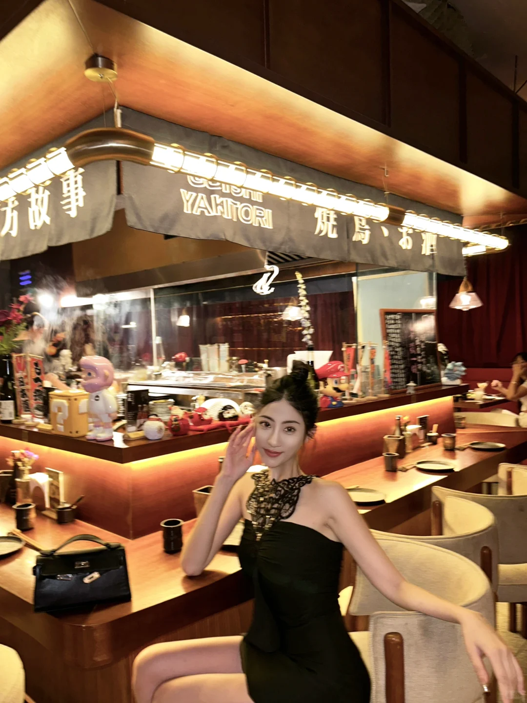 今天请吃饭的漂亮姐姐