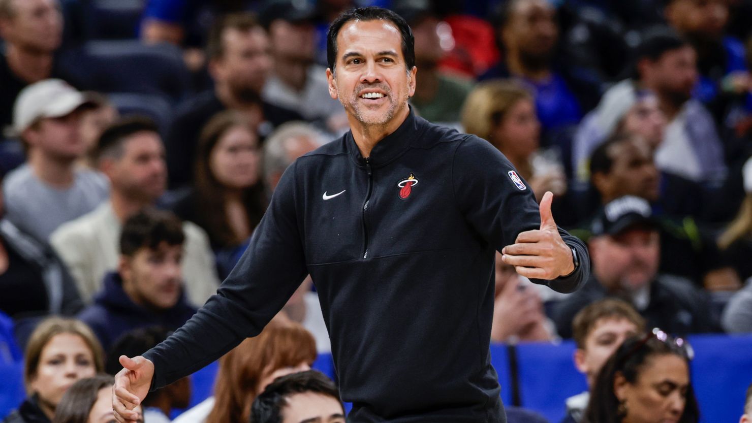 一年一度的NBA总经理调查，以下为教练和其他问题的部分。谁是当下的NBA最佳主帅