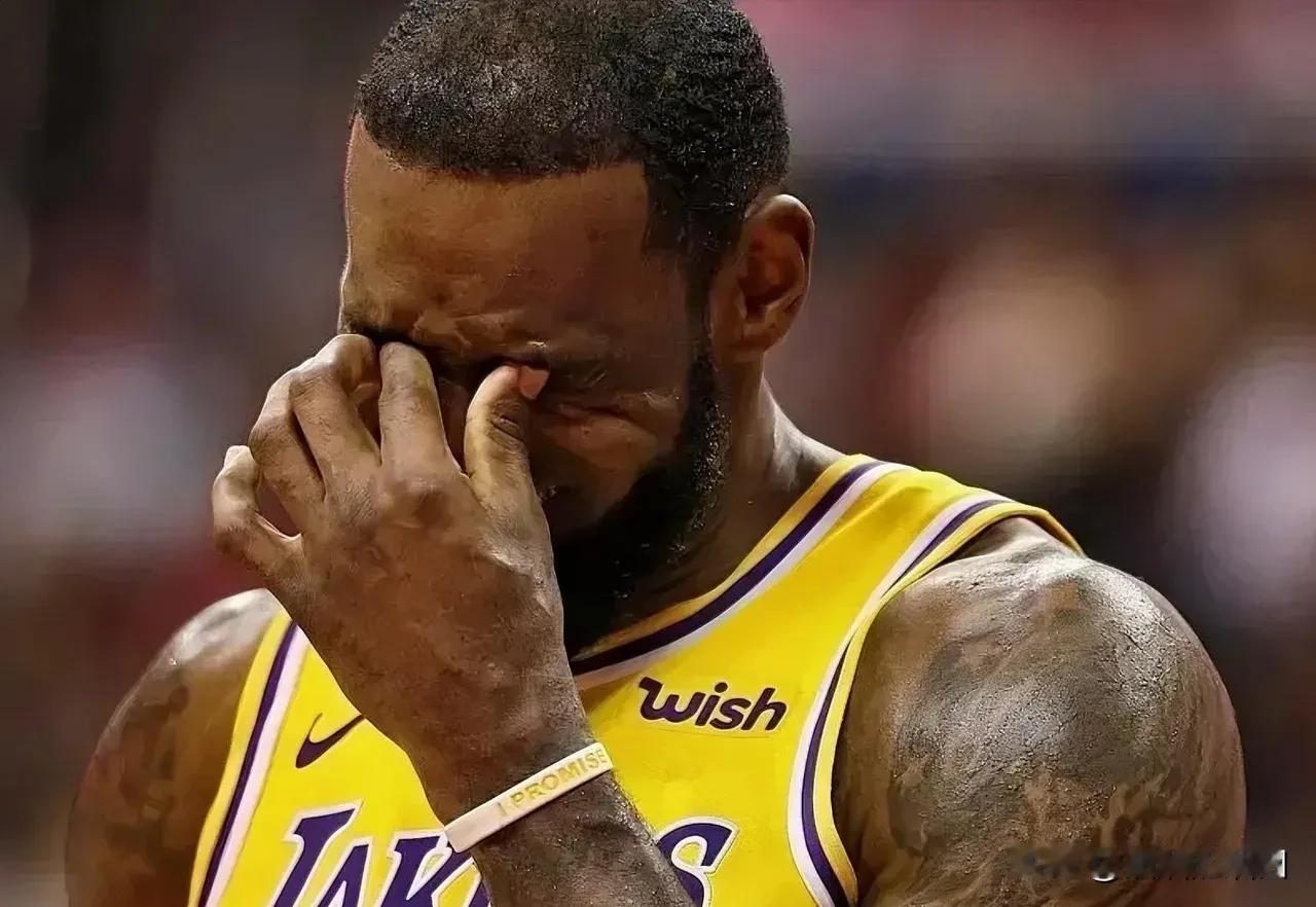 詹姆斯会进全明星吗？
前有卡特让首发给乔丹，今年会有球员让首发给詹姆斯吗？
当年