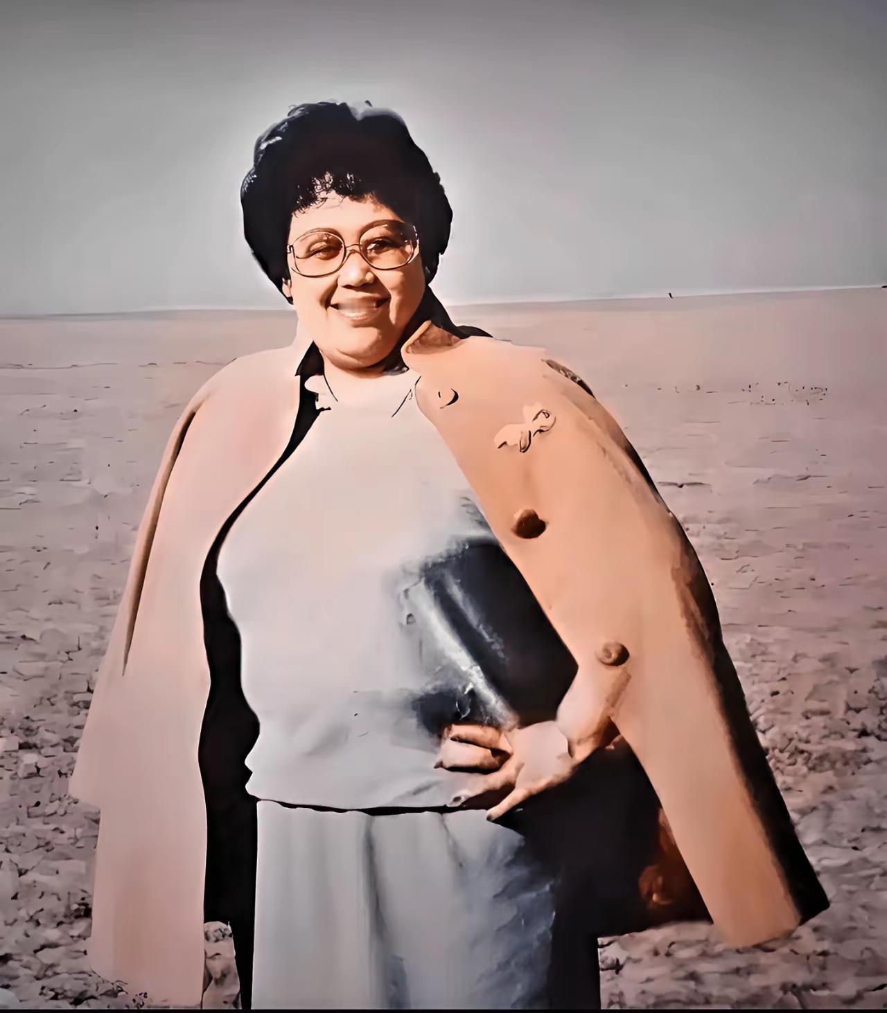 陈丽华：真正的大家，文化的守护者
 
近日，陈丽华女士的相关话题再度引发关注。“