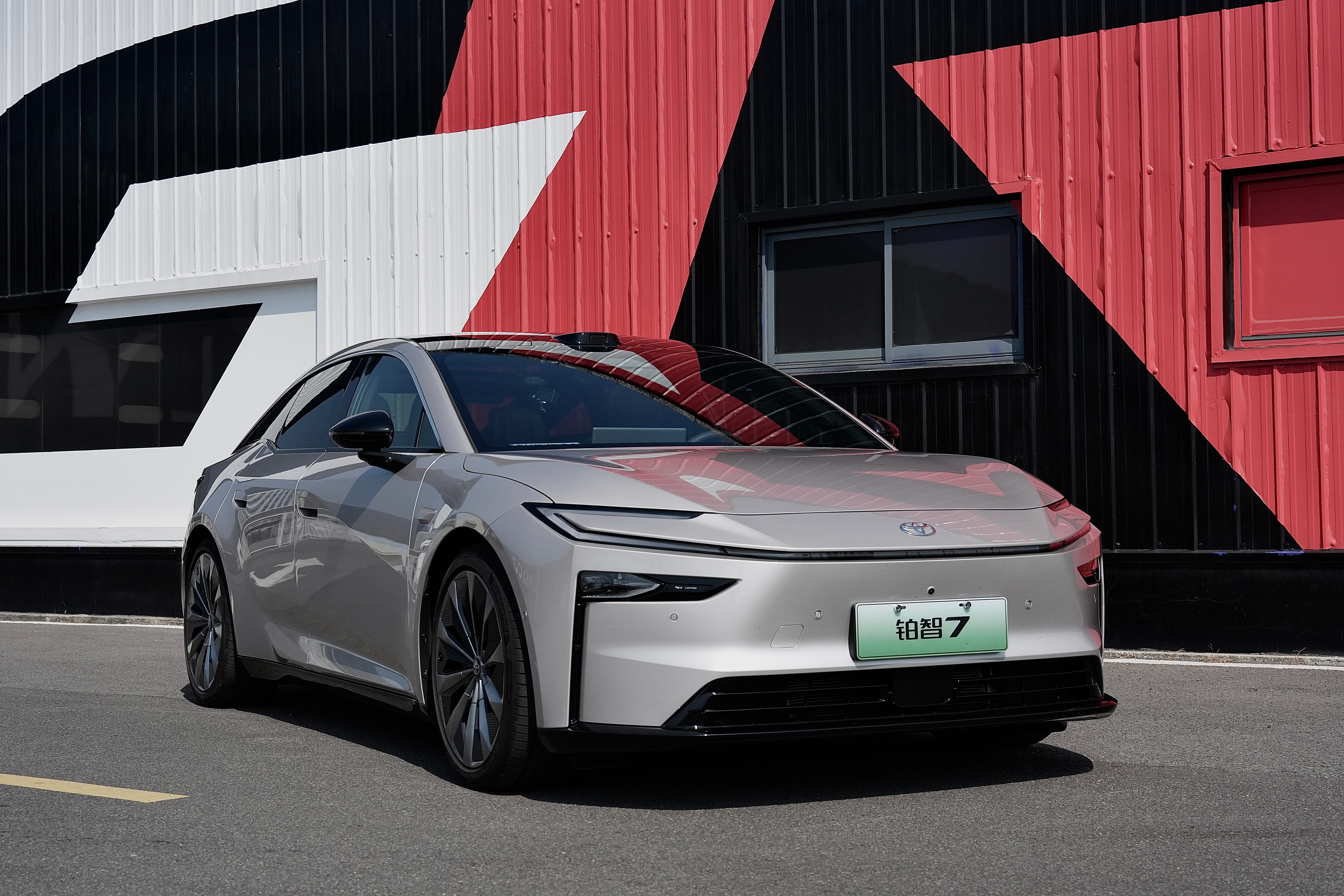 第二次去宁波，来拍广丰铂智7 看上去真感觉比雷克萨斯还要有质感鲨鱼前脸+半隐藏式