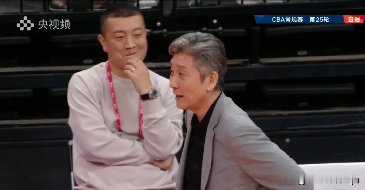 随着深圳男篮111：112不敌上海男篮惨遭逆转，本场比赛暴露出3个可笑的事实。

