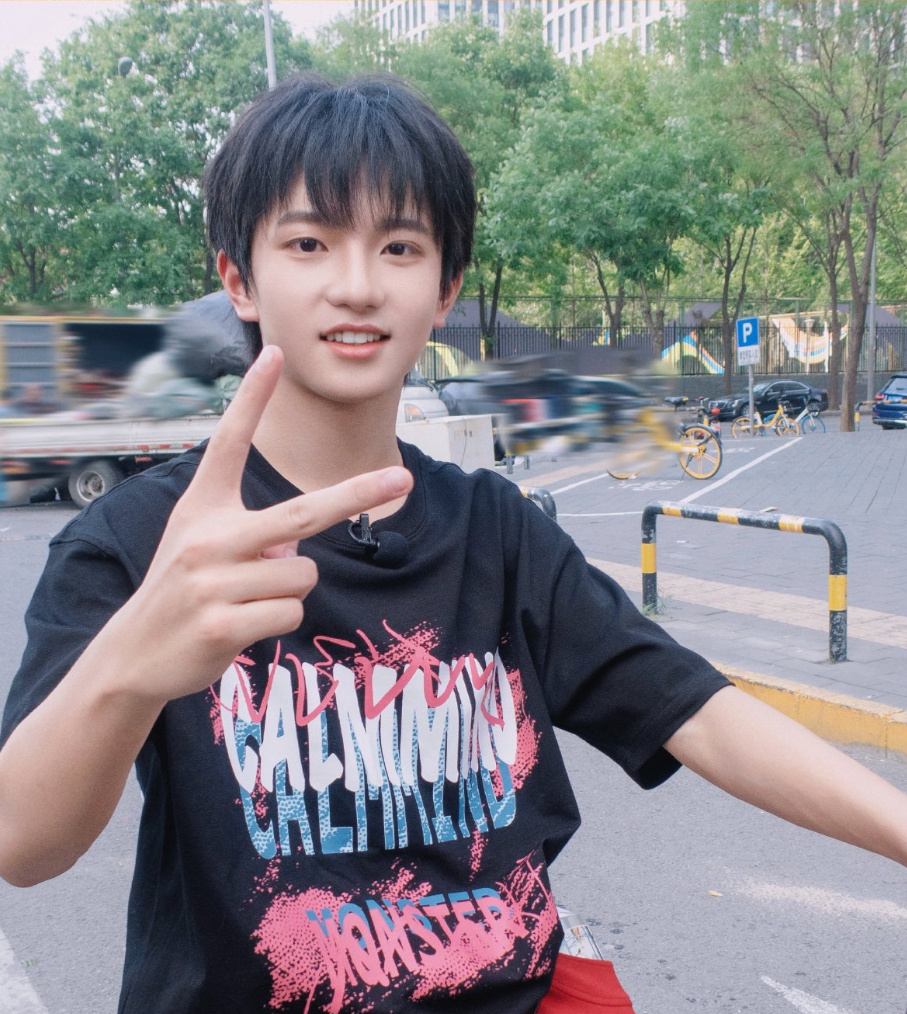 一起骑自行车吧🚴 