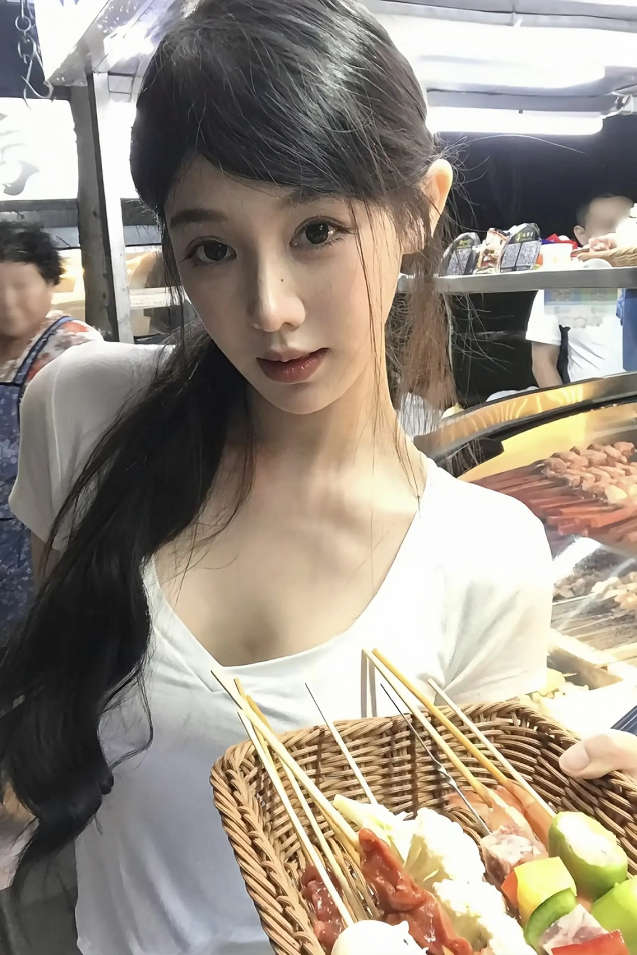 老歌越听越有味 旧人越看越无情 （博主 ）