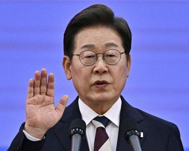 韩国一名军事专家又一次语出惊人！他曾声称：“如果美国把全部军事力量集中起来进攻中
