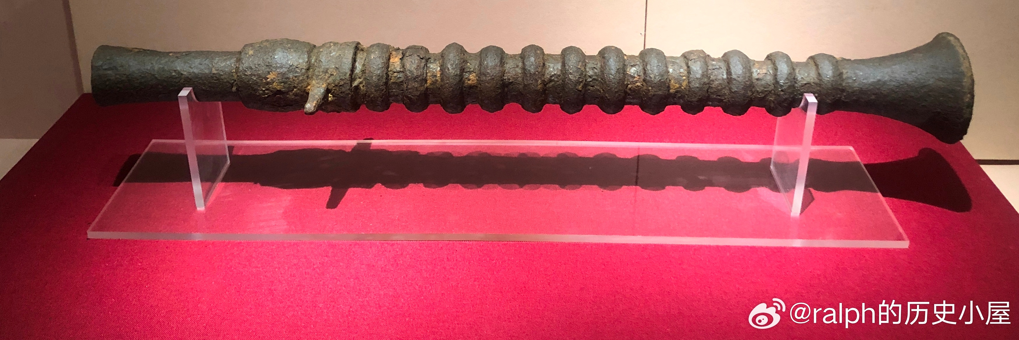 明末喇叭口竹节炮，身上多道巩固炮身的“加强箍”使其看起来像竹节军事历史全触达