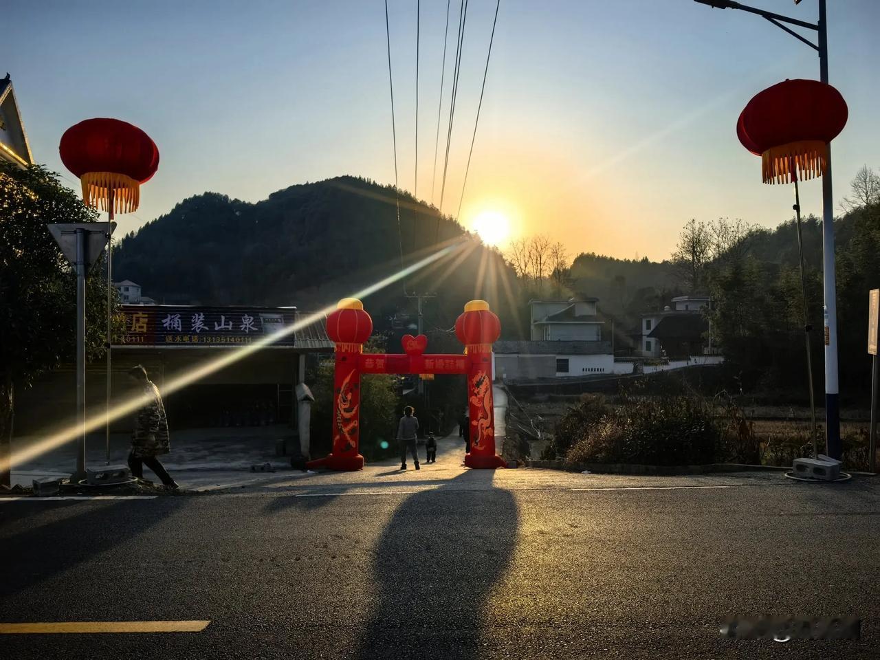 七律二首.重读《七绝二首.纪念鲁迅八十寿辰》有感
（2025年1月21日）
其一
