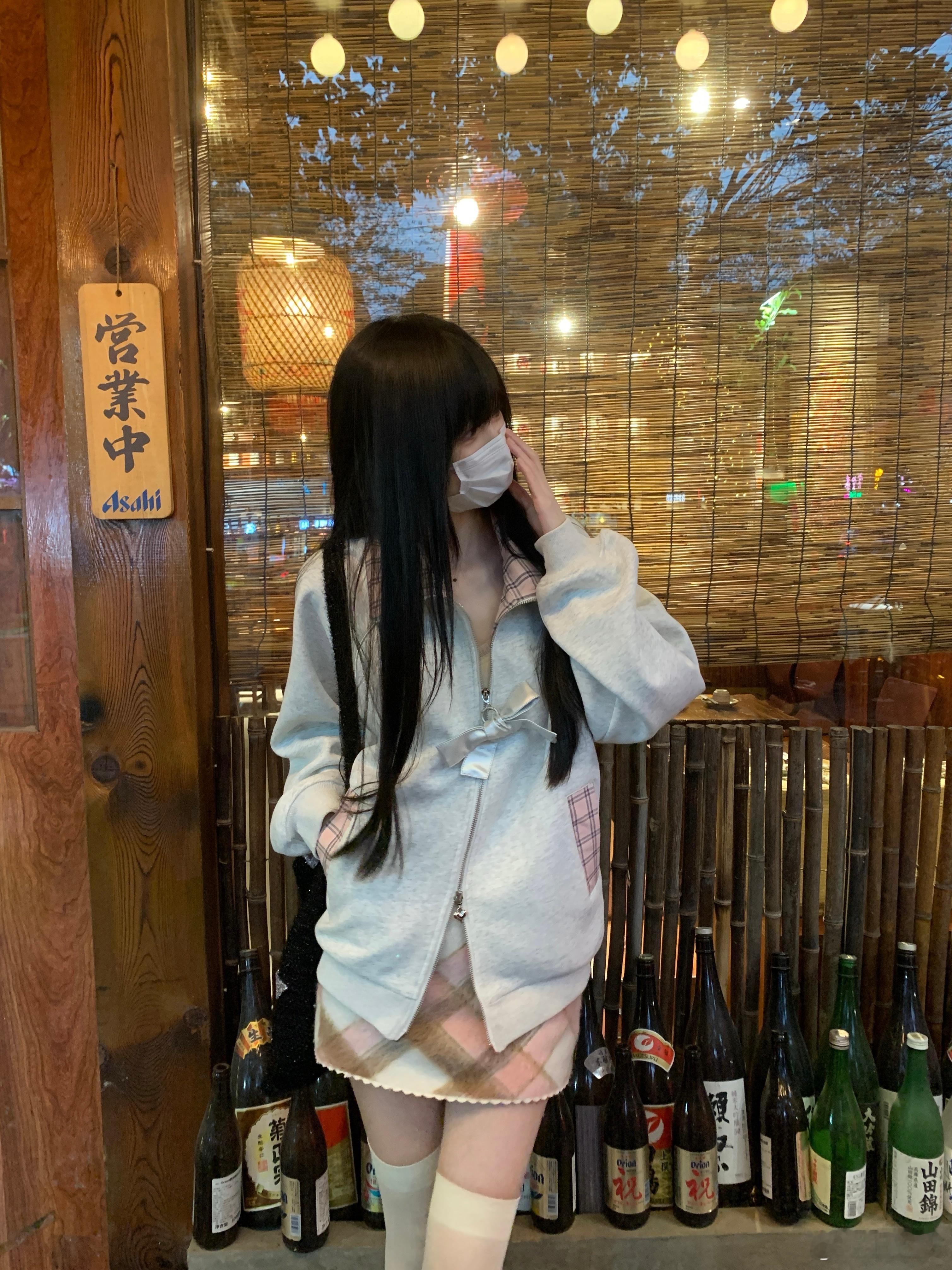 和好朋友吃饭 她不会一直低头看手机 ​​​