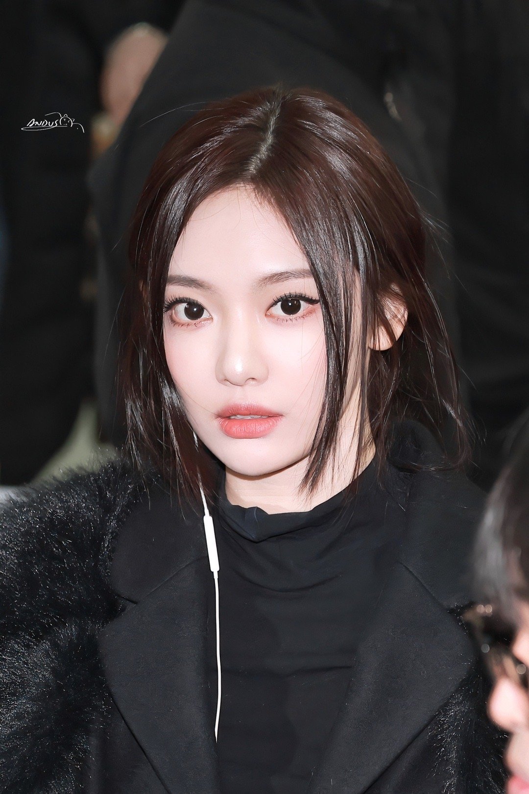 宁艺卓高帧率机场图宁艺卓高帧率的美貌 高帧率小猫 在线散发魅力 