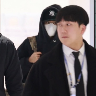 炤熙已经回韩国了有点局促的眼珠子好可爱