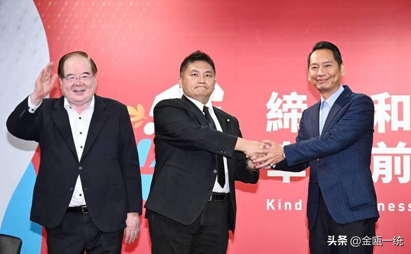 辞党职选宜兰县长？吴宗宪：尊重郑丽文决定

针对在宜兰县长初选胜出后是否辞去文传