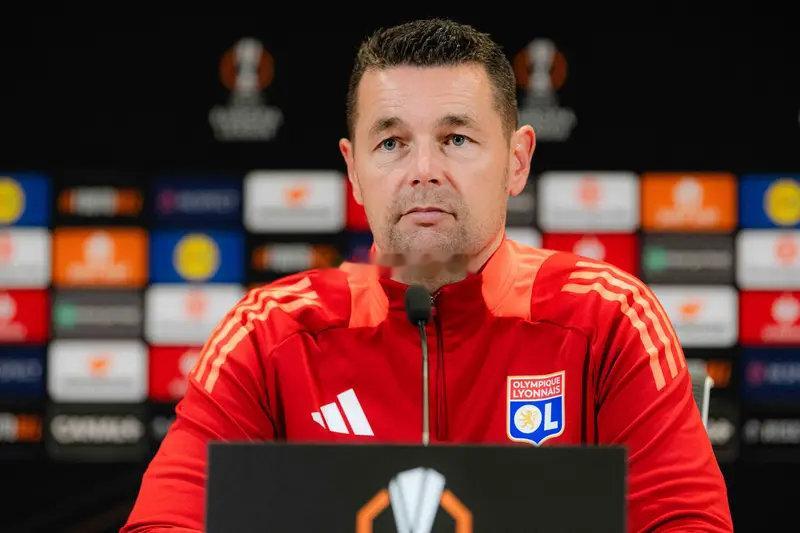 01月31日讯 凭借昨晚在法甲联赛1-0险胜勒阿弗尔，朗斯暂时重返法甲积分榜榜首