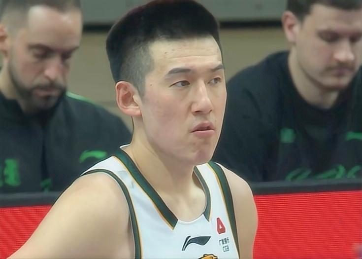 付豪忙活了一整晚被朱松玮三分准绝杀了!
辽宁VS北控；本场比赛跌宕起伏，比赛中计