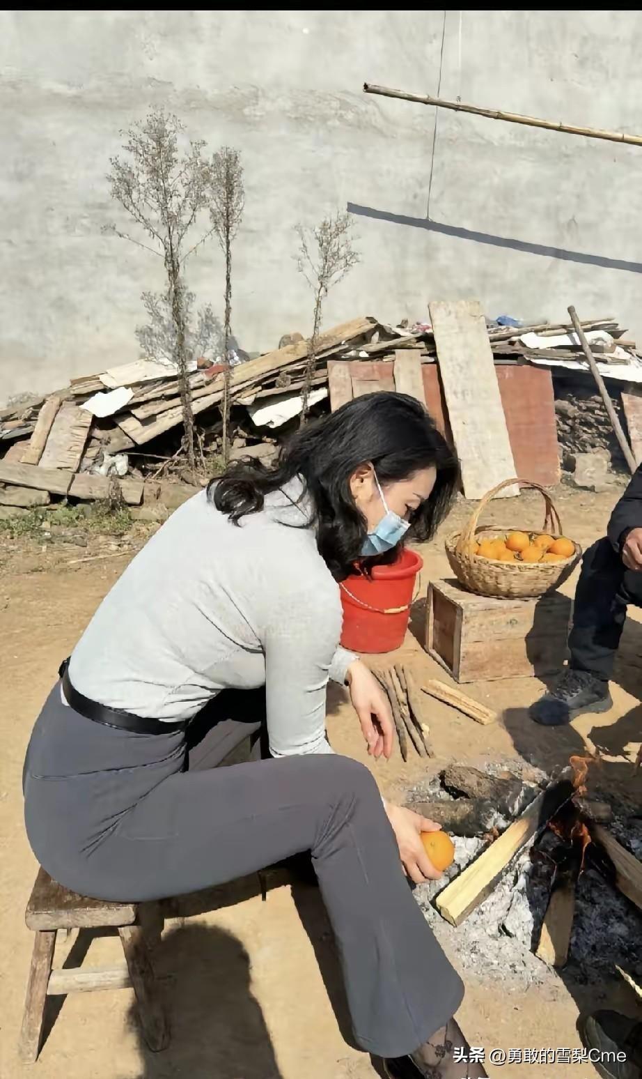 快30了，偷偷存5年15万被妈妈撞见，我一句话让她哑口无言
 
偷偷攒了5年的1