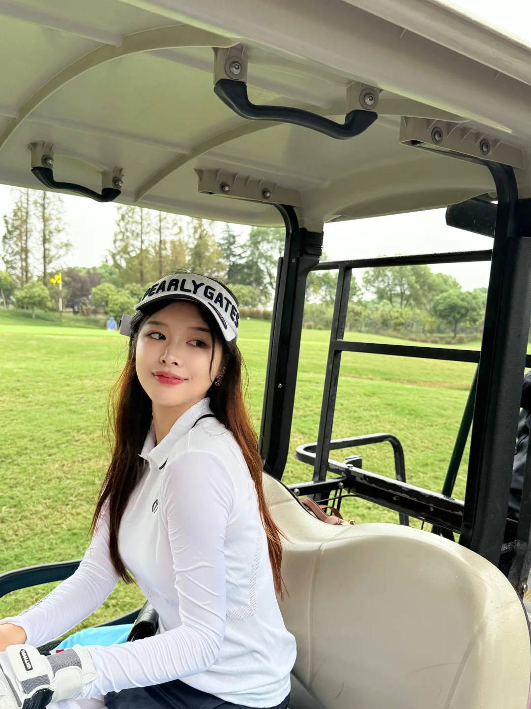 Enjoy rainy golf 🏌️‍♀️☔️