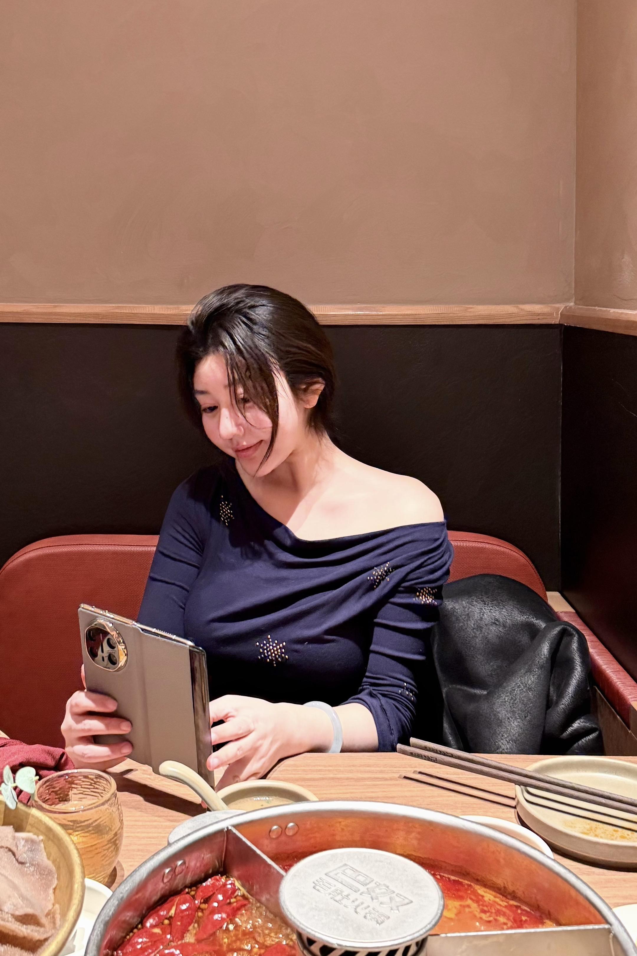 有的人之所以迷人，是因为她擅长做自己